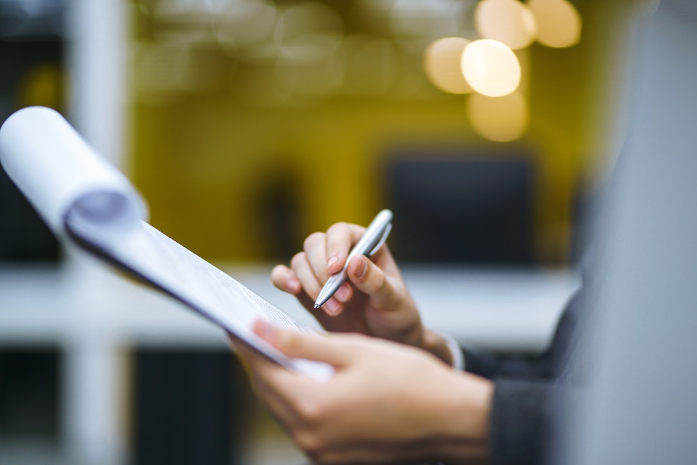 La raison sociale et les droits des investisseurs : une perspective juridique