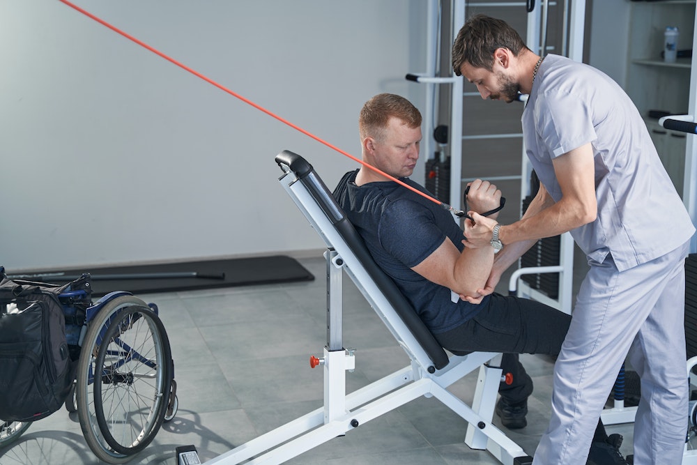 Contrat AESH : l'accompagnement des élèves en situation de handicap dans les établissements pénitentiaires pour mineurs