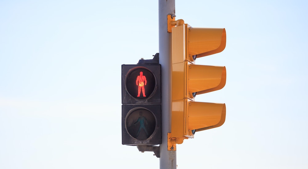 Responsabilité du conducteur en cas d'infraction au code de la route entraînant des dommages matériels