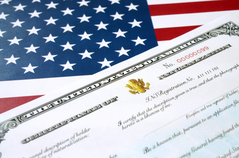 Tout savoir sur la demande de naturalisation française : un guide complet